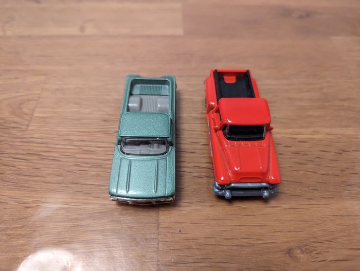 Lot 86 de 2 petites voitures américaines rétro - photo numéro 2