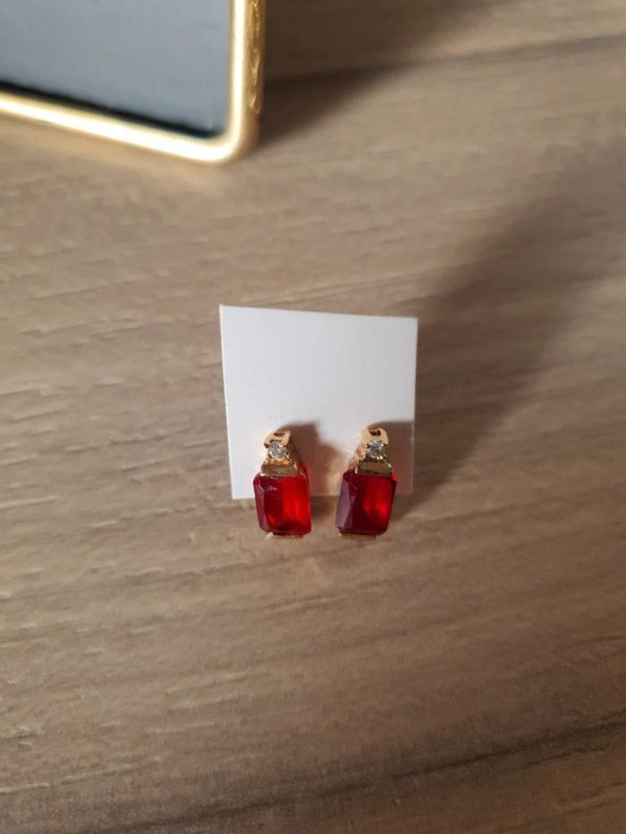 Neuf > Boucles d'oreilles clou Rouge/geenat - photo numéro 6