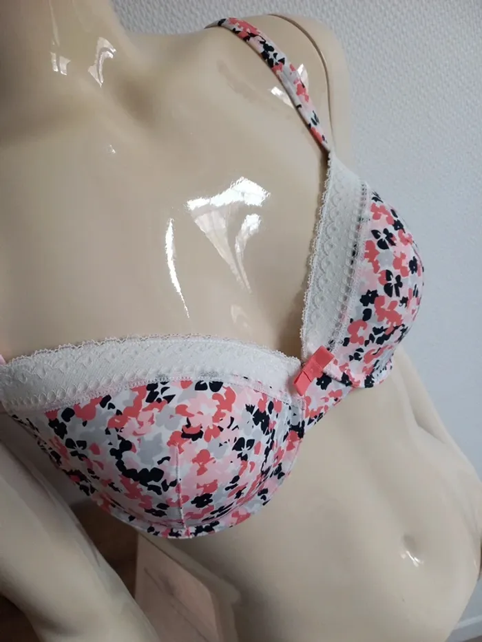 Soutien gorge 90C - photo numéro 6