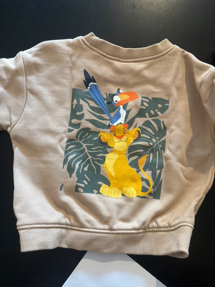 Pull Disney Le roi Lion - 6 mois - photo numéro 2
