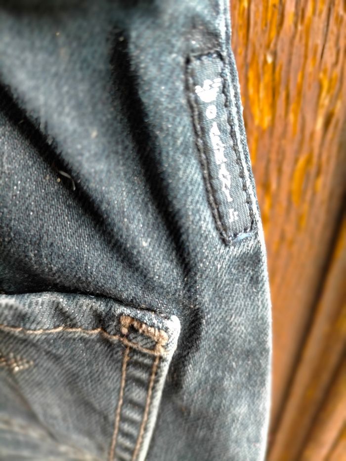 Très belle jupe Armani 2 ans - photo numéro 5