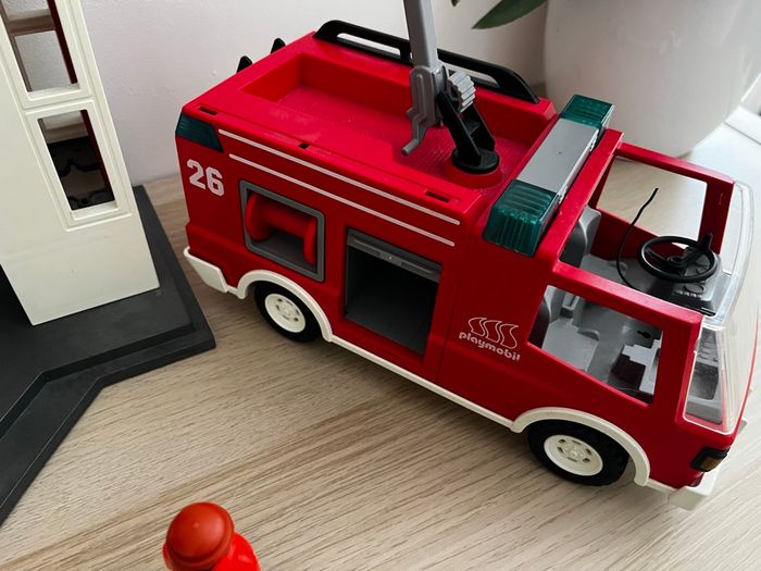 Lot caserne pompier + véhicules - photo numéro 7