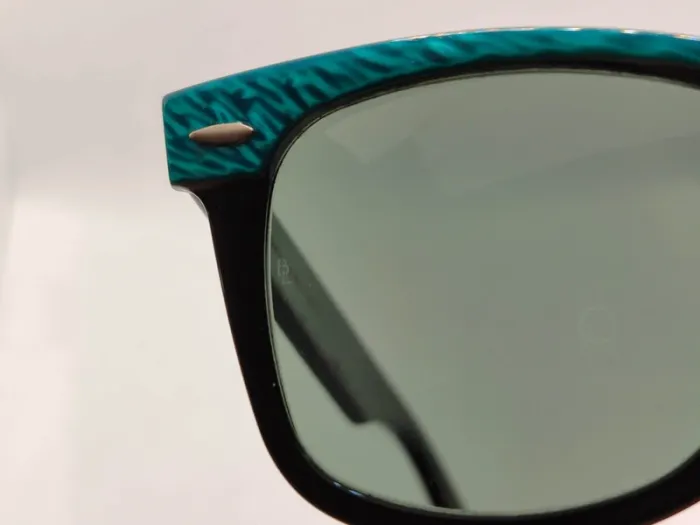 Lunettes de soleil Ray ban Wayfarer street neat turquoise fabriquées aux USA par bausch e Lomb - photo numéro 5