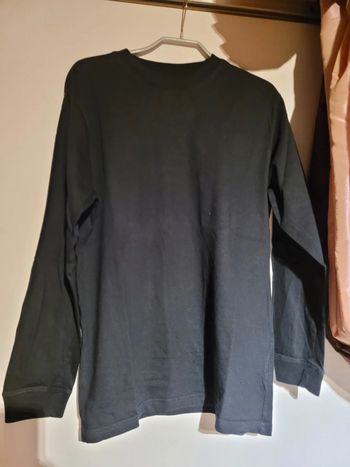 Pull noir