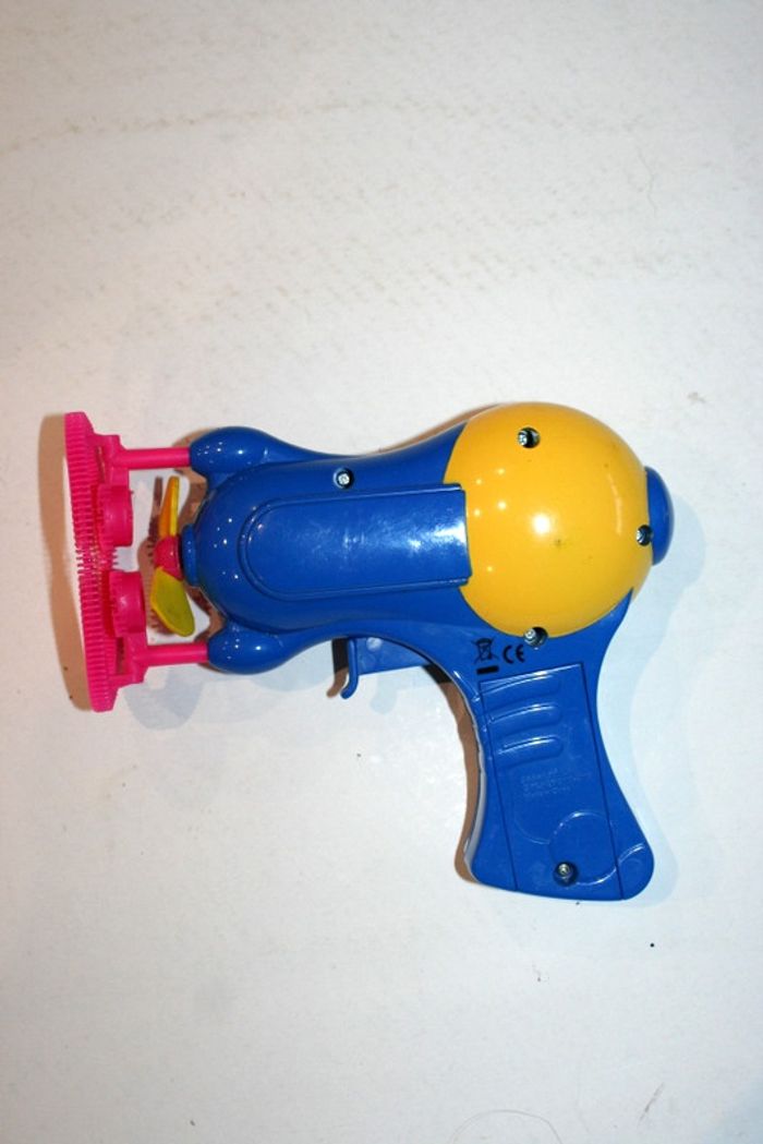 Pistolet à bulles à piles - photo numéro 2