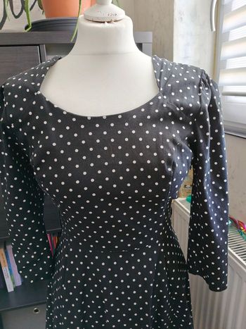 Robe patineuse à pois