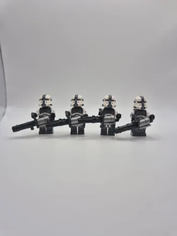 Figurines type lego 4 clones de la légion de Wolffe star wars