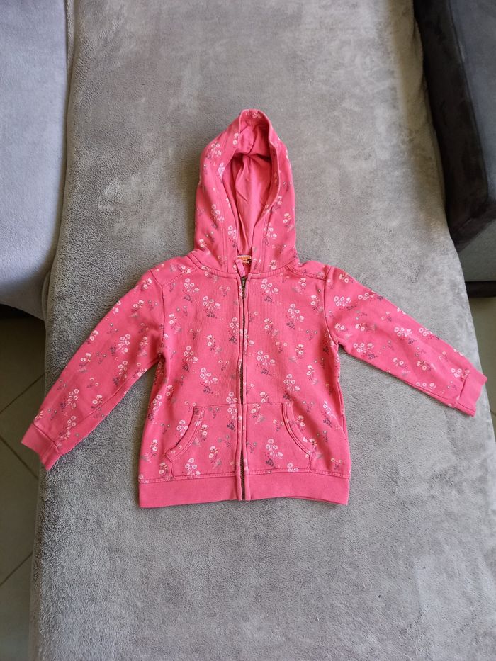 Lot vêtements  5 ans fille - photo numéro 6