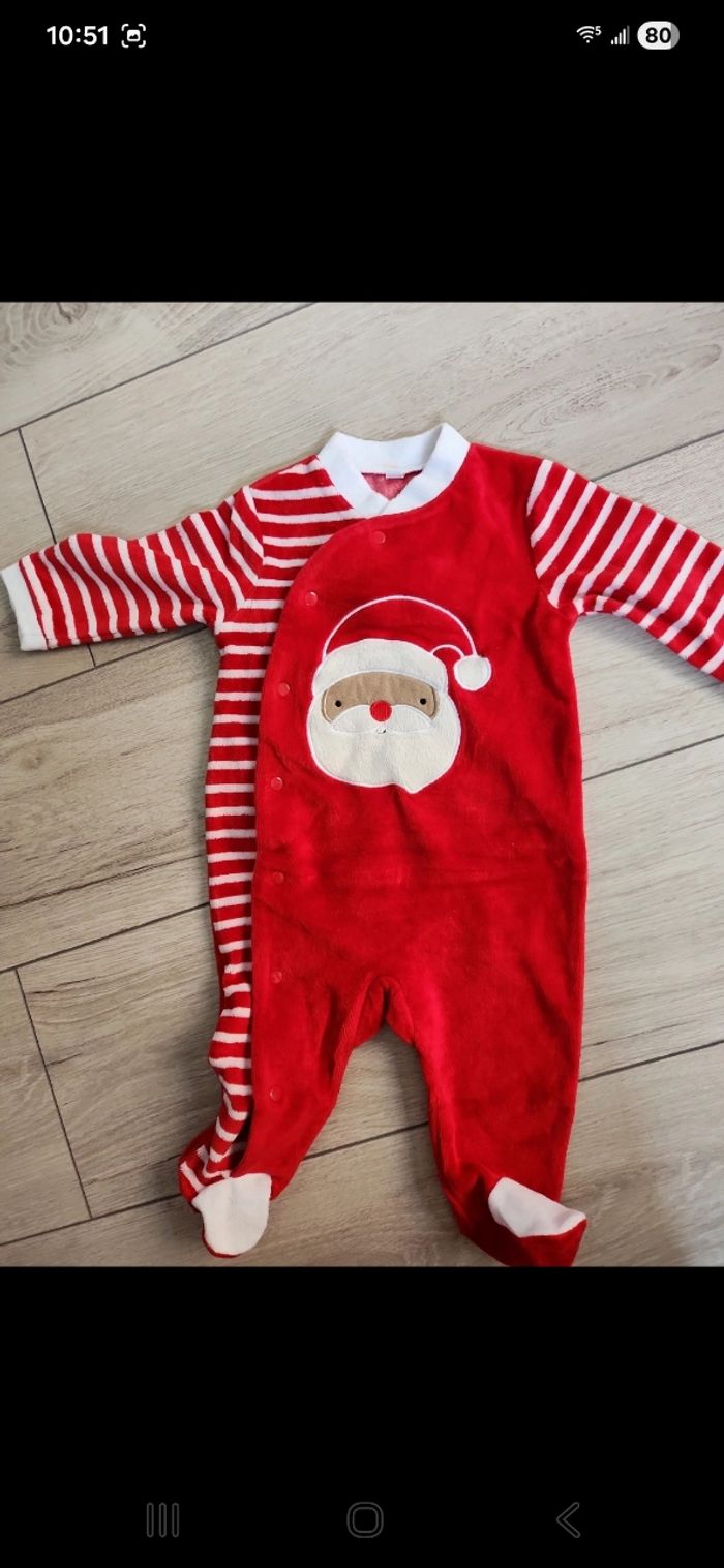 Pyjama - photo numéro 2