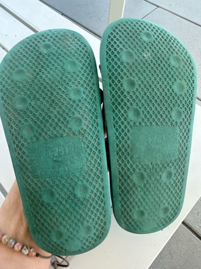 Claquettes taille 26 - photo numéro 3