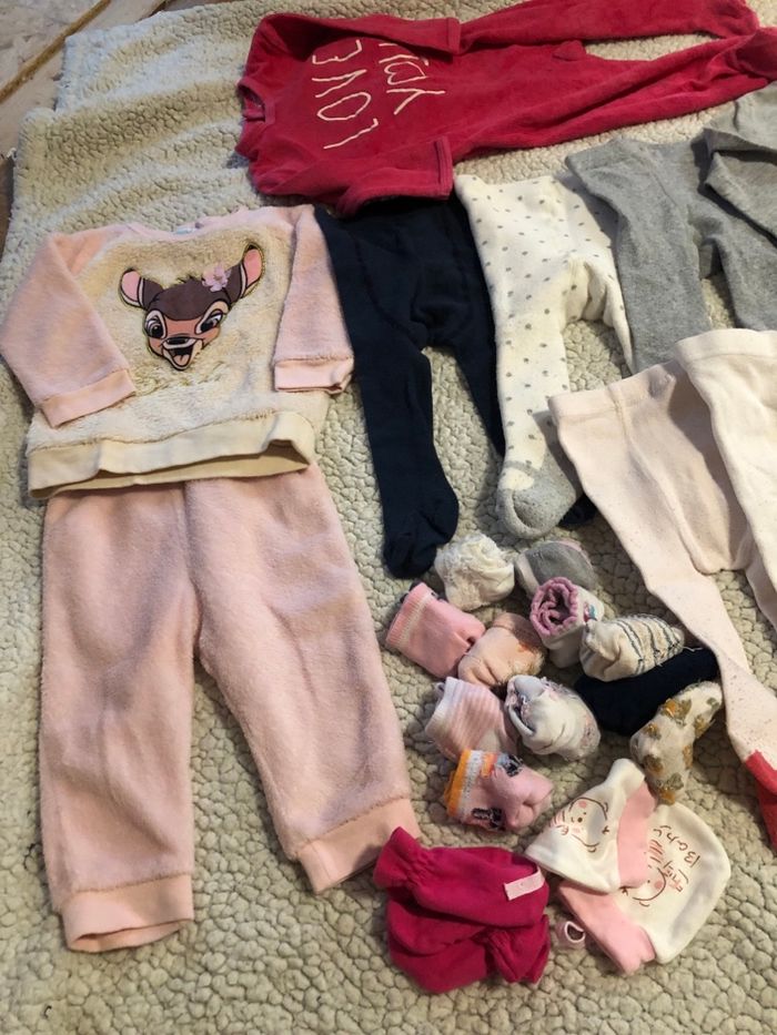 Lot vêtements hiver fille 9 mois - photo numéro 2