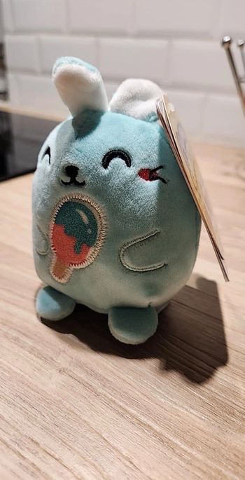 Petite peluche à accrocher
