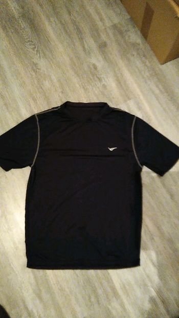 T-shirt de running taille s