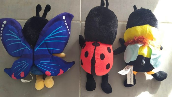 Lot de peluches insectes : abeille, coccinelle et papillon Unbeelievables - photo numéro 10
