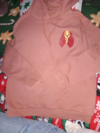 Pull taille xs kiabi disney la belle et le clochard
