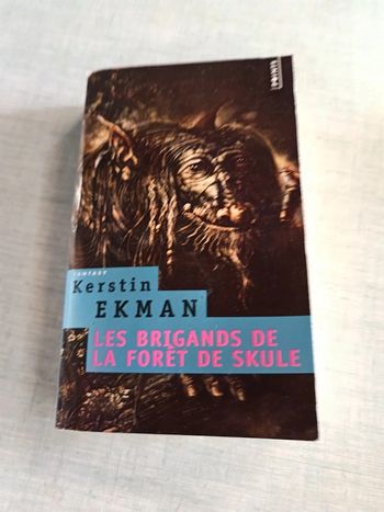 Livre les brigands de la forêt de skule