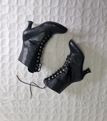 Bottines a talons et lacet , noire , femme , taille 38