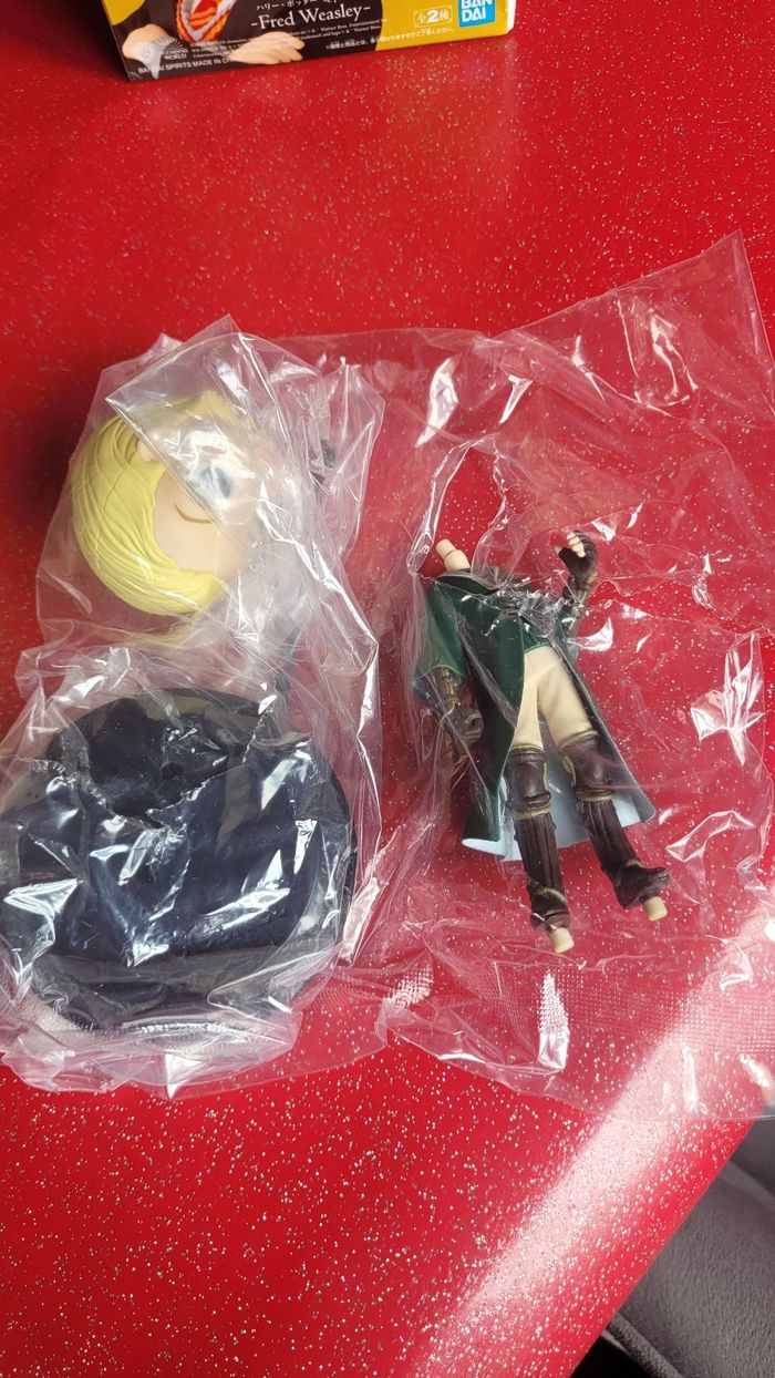 Lot 2 figurines bandai Draco Malfoy/Fred Weasley - photo numéro 8
