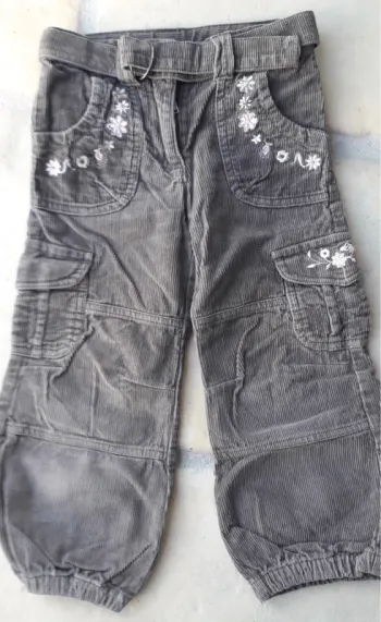 Pantalon brodé