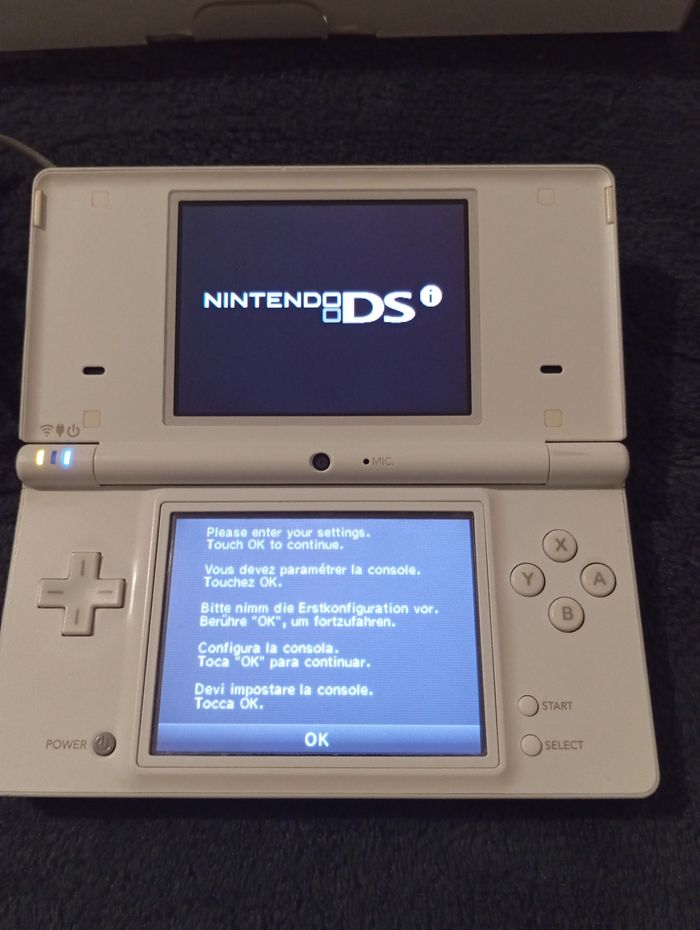 Nintendo dsi - photo numéro 2