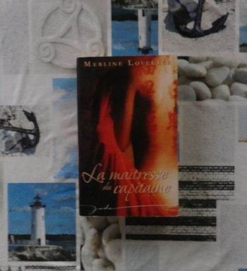La maîtresse du capitaine de Merline Lovelace Ed. Jade Harlequin