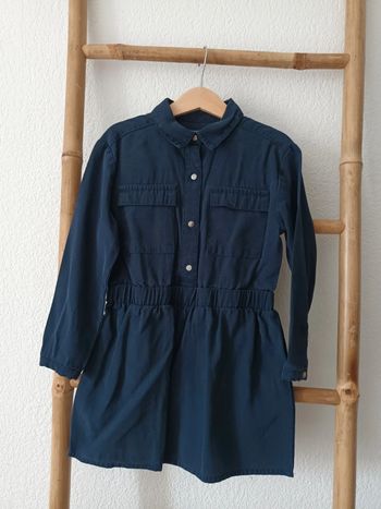 Jolie robe bleu marine 6 ans