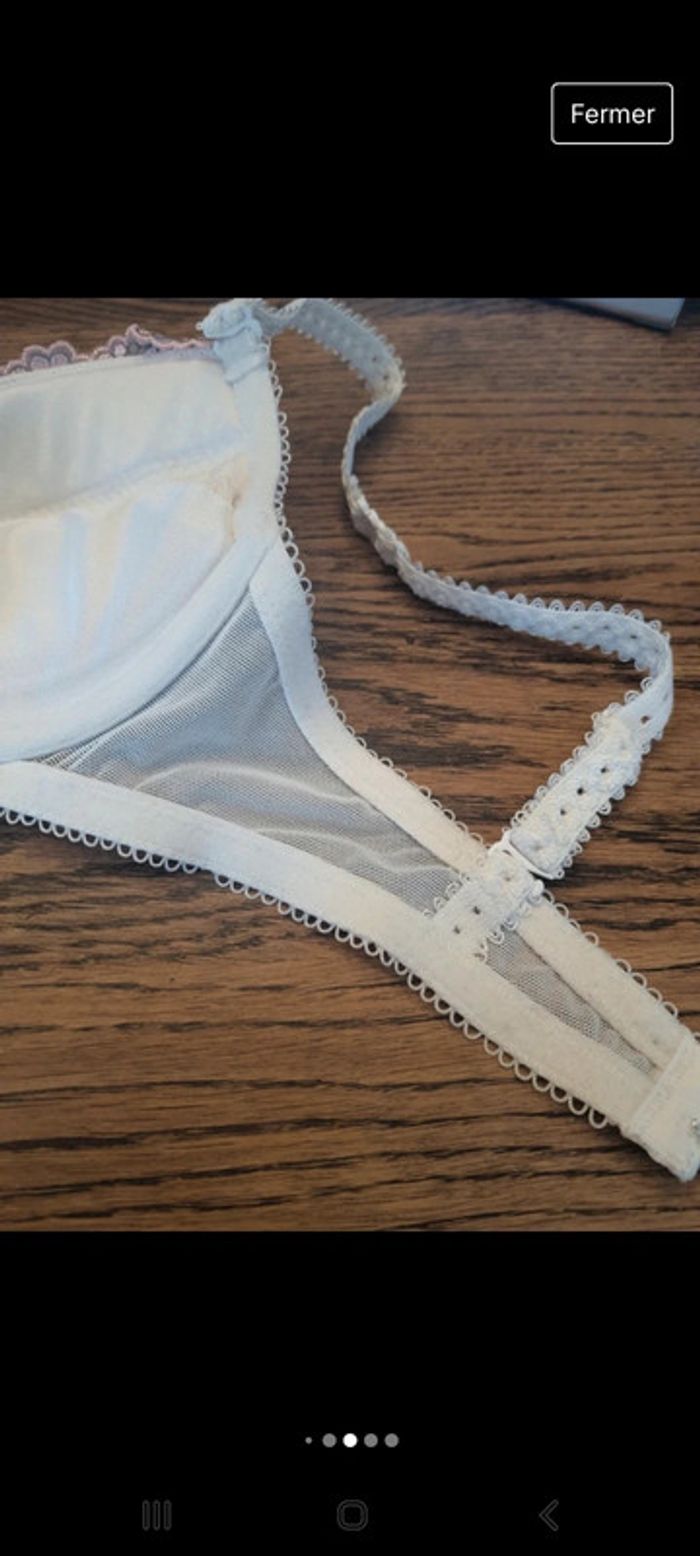 Soutien gorge Hunkemöller blanc/rose fr 90C - photo numéro 20
