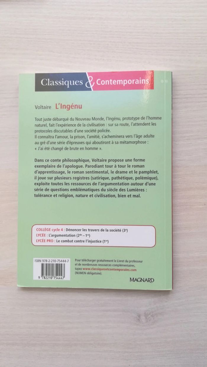 Livre L'ingénu - V92B - photo numéro 2
