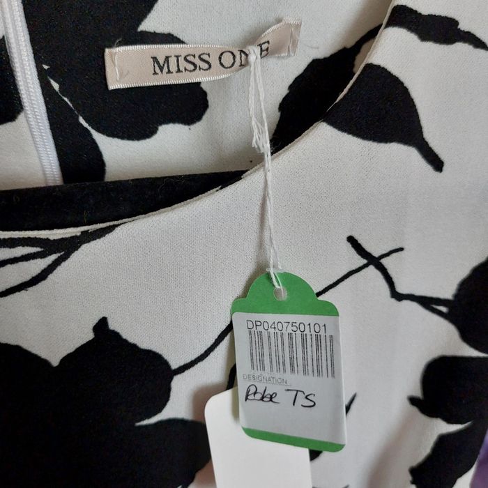 Robe taille S - photo numéro 4