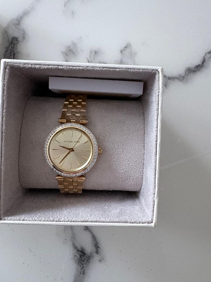✨ Magnifique montre dorée femme ✨ - photo numéro 3