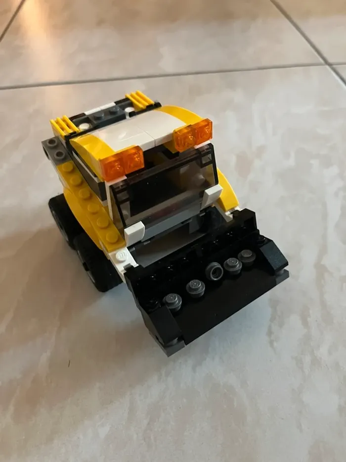 Lego Creator 31046 3 en 1 : voiture camion et tractopelle - photo numéro 8