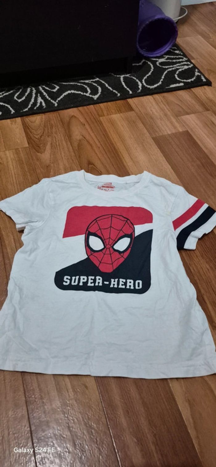 T shirt spiderman garçon - photo numéro 2