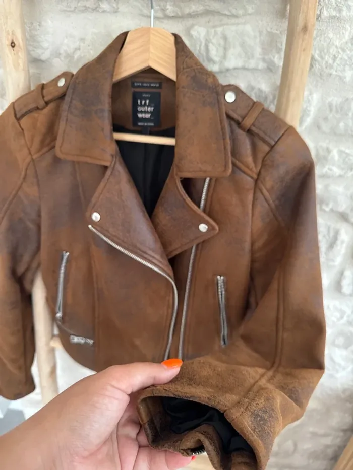Blouson biker marron Zara Taille S - 30 € - photo numéro 3