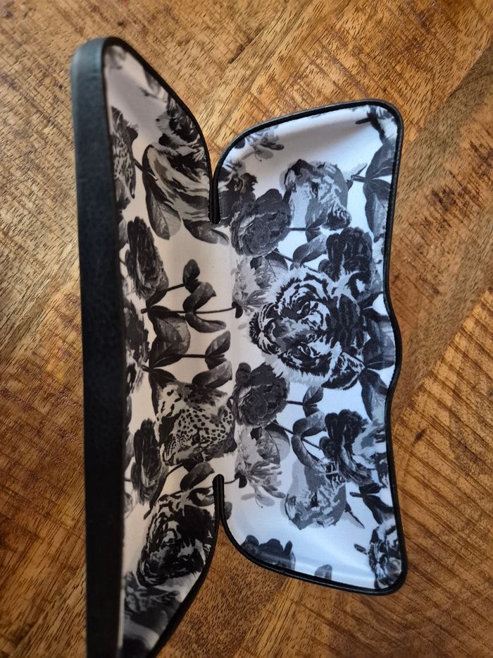 Lunettes soleil Paul & Joe femme Hawaii 11 - photo numéro 6