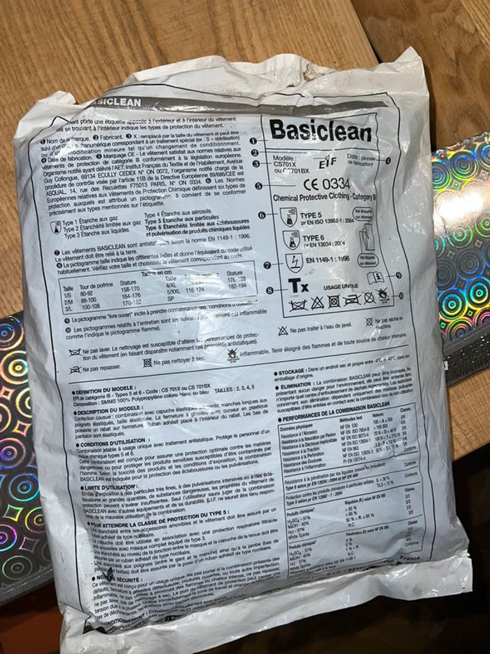 Lot neuf masques + combinaison smms neuf taille 5 basiclean - photo numéro 4