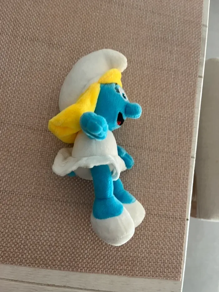 Peluche shtroumpfette - photo numéro 3