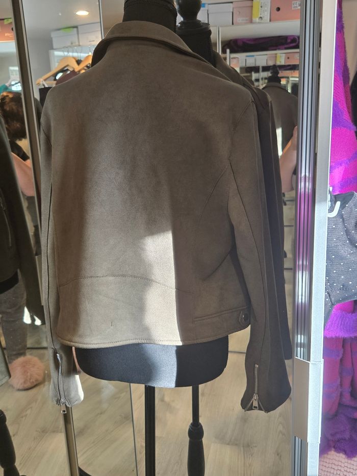 Veste perfecto kaki en suedine 42/44 Primark neuve - photo numéro 3