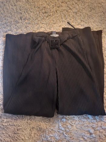 Magnifique pantalon noir détente 36 femme primark