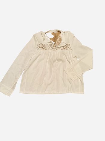 Superbe, chemisier dentelle