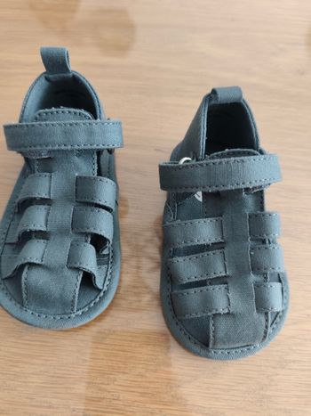 Sandale 9-12 mois