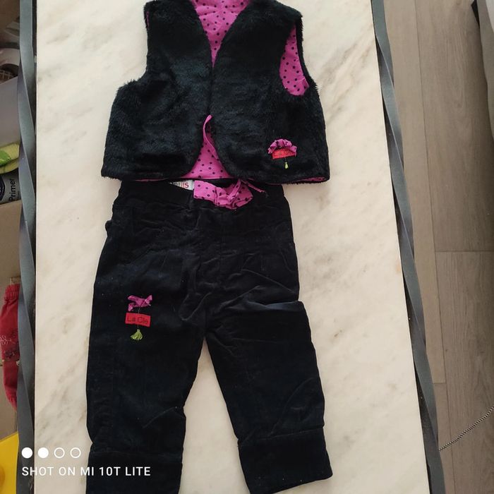 Ensemble noir et fuchsia la Compagnie des petits