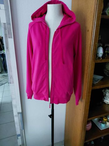 Très jolie veste à capuche femme T L