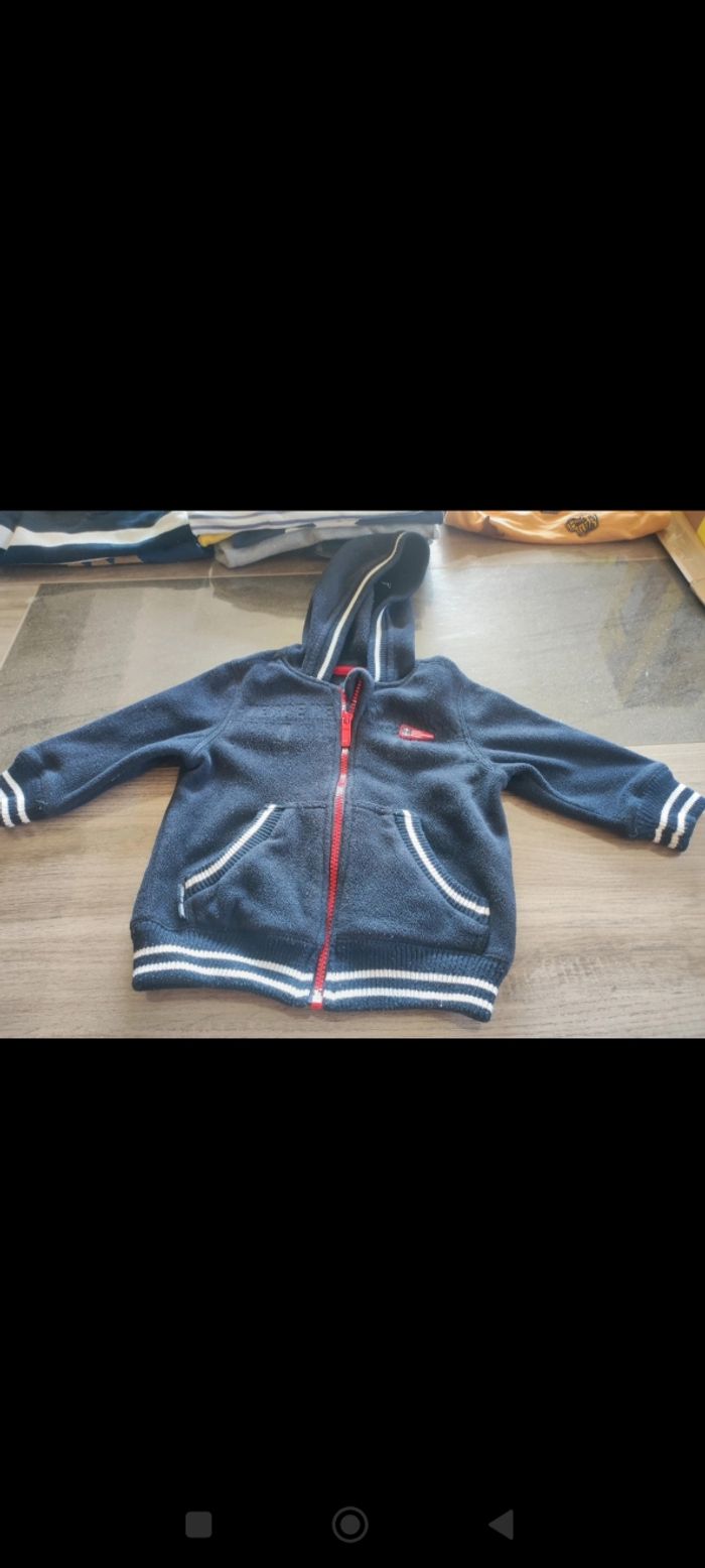 Veste polaire 24 mois