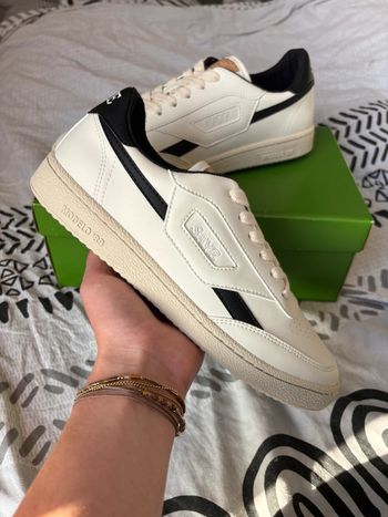 Baskets Basses Femme SAYE Modelo Vegan - Taille 40