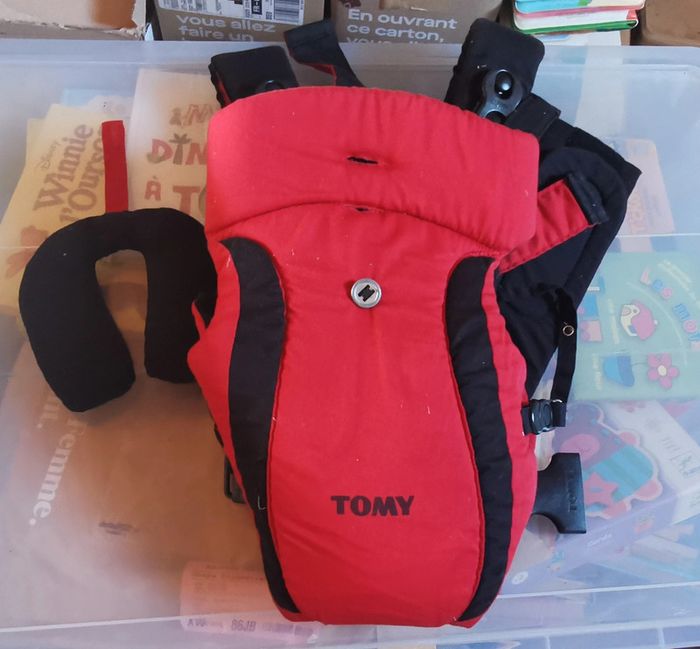Porte bébé tomy freestyle naissance