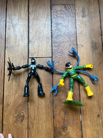 Pack figurines Marvel Spider-Man Bend and Flex – Spider-Man Noir vs Doc Ock