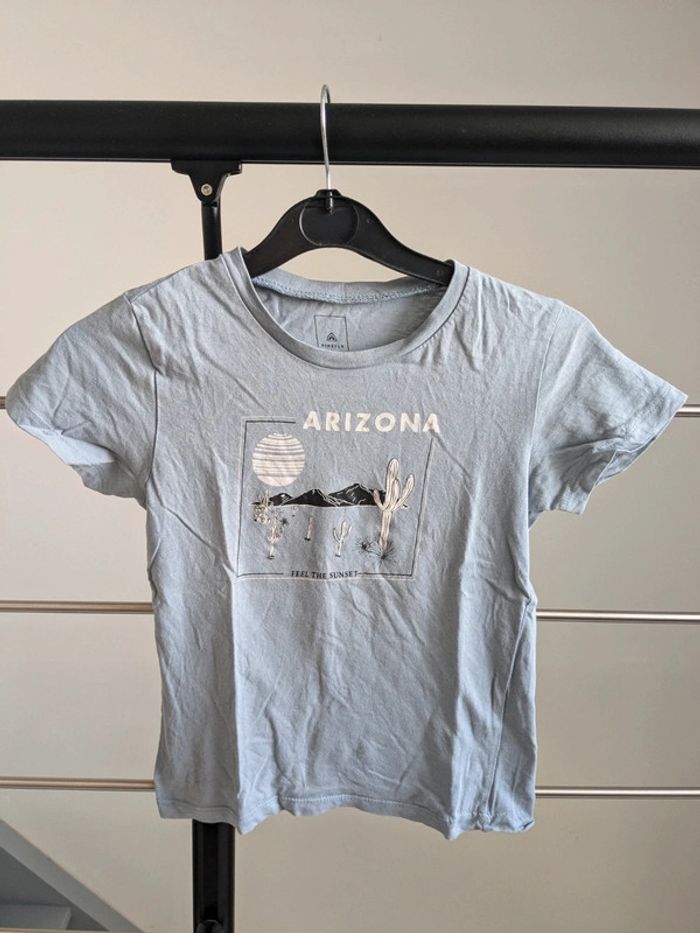Lot 2 t shirts - photo numéro 3