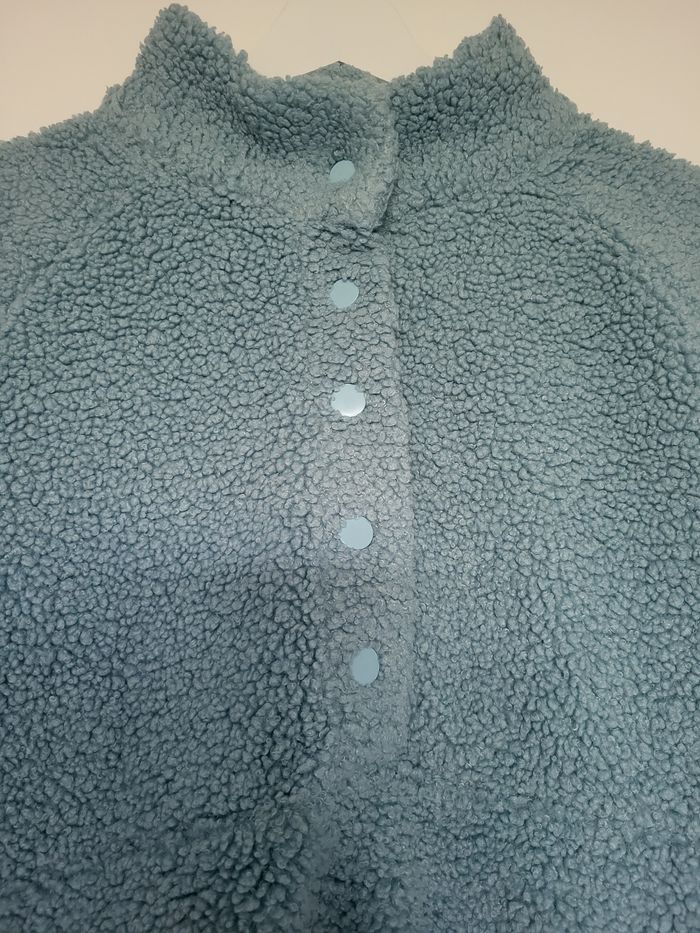 Sweat moumoute bleu taille 40 neuf - photo numéro 3