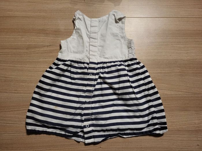 Robe taille 9 mois (69/72 cm) - photo numéro 2