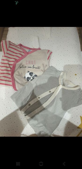 Lot 2 pyjamas 3M
